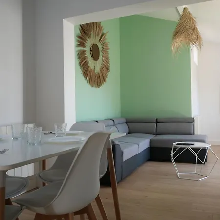 Le Beau Regard Paisible Et Familial * Beauregard-Vendon